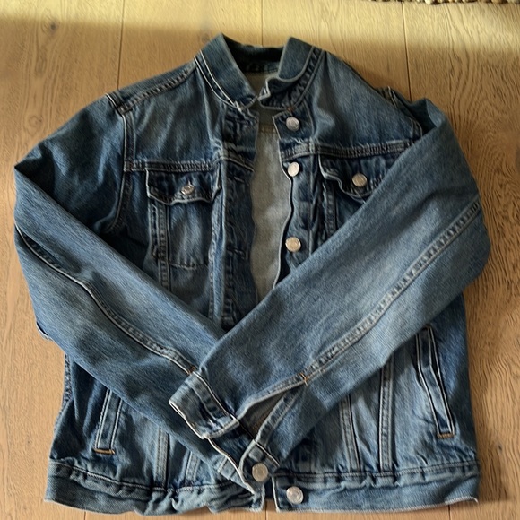 Gap womens jean jacket size medium - Picture 2 of 5